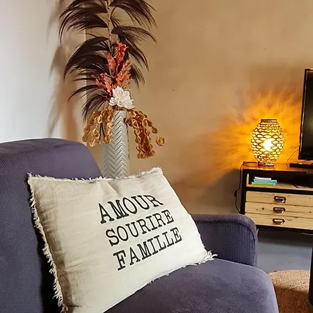 Escapade Champ'etre 6 A 8 Personnes Et Escape Game Ferienhaus Saint-Cyr-les-Vignes