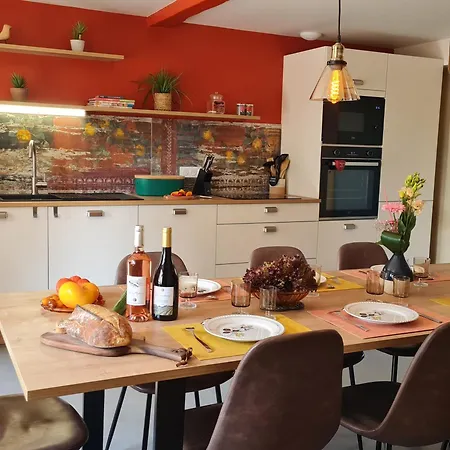 Holiday home Escapade Champ'etre 6 A 8 Personnes Et Escape Game *